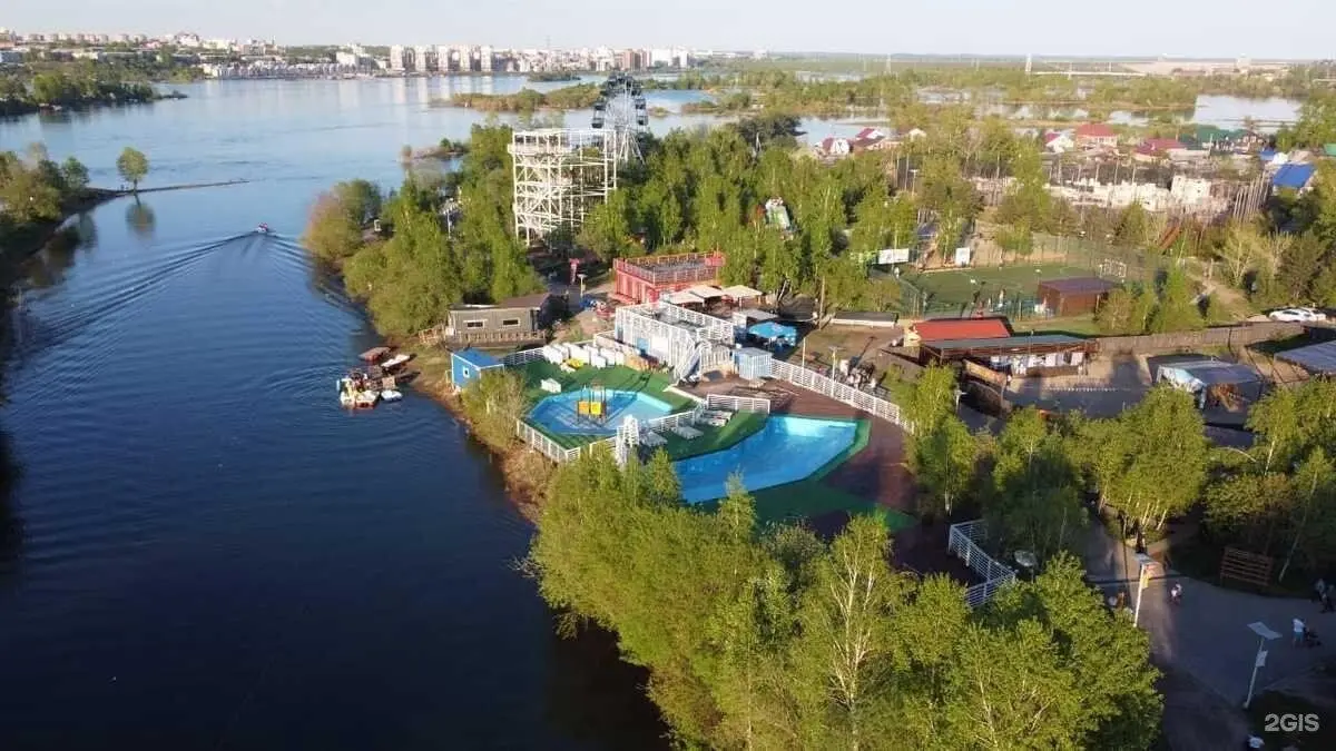 Парк Поляна на берегу Ангары